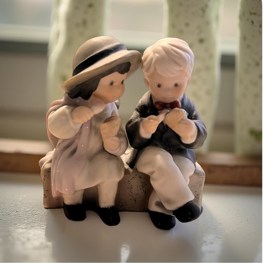 Charming Figurine of Two Children ENESCO